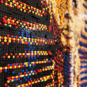 Detail van Illusion of Gold artwork door LEGO® Master Marcel de Jong